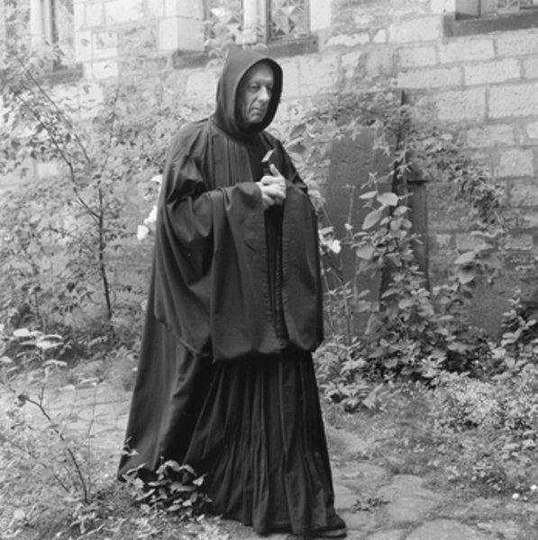 Oswald Kettenberger, Pater Theodor Bogler im Klostergarten, o. D.